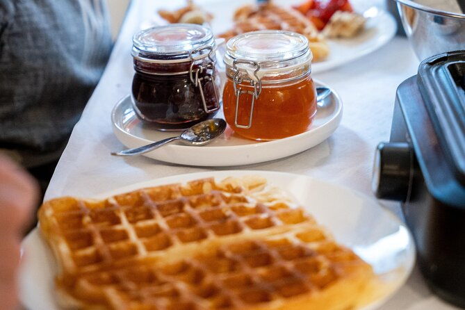 the-waffles-n-coffee-breakfast-in-bruges-centre-2