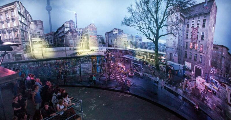the-wall-asisi-panorama-berlin-ticket