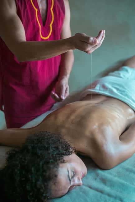 The Water Journey and our exclusive massage (60') - Discovering the Water Journey and Exclusive Massage in Málaga