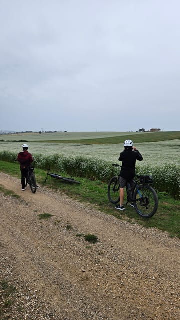 the-winedering-bike-private-bike-tour-wine-tasting