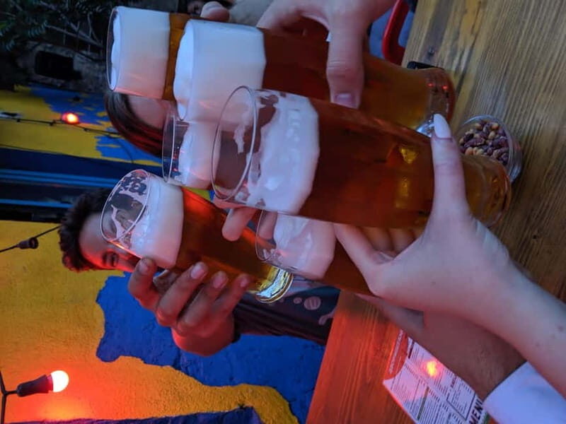 The World of Pubs and Taverns: A Golden Mile - Key Points