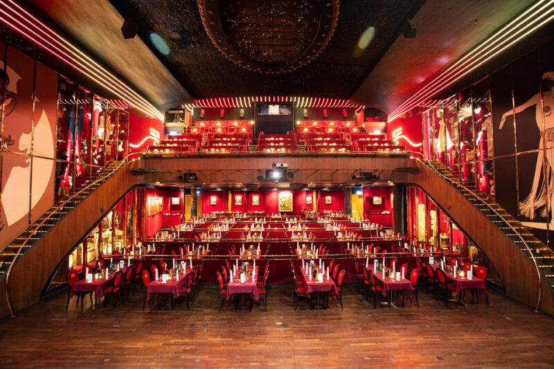 theater-tour-through-the-wintergarten-variete-berlin