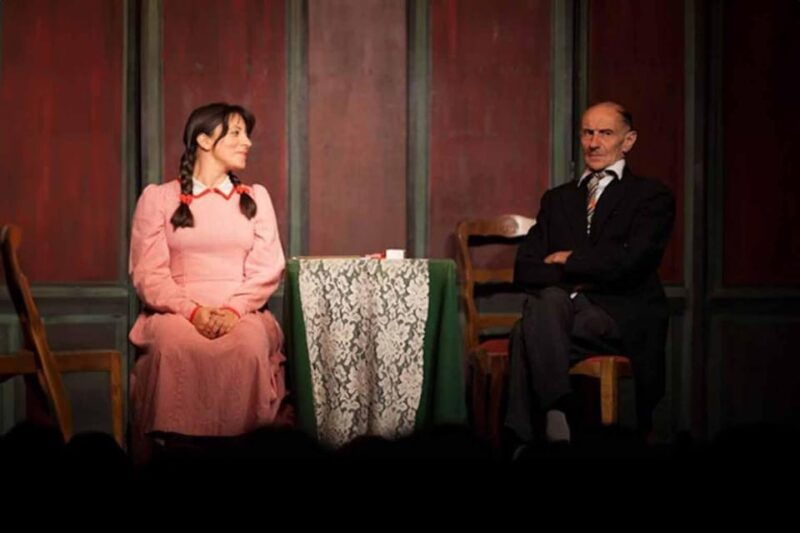 theatre-in-paris-the-lesson-the-lesson