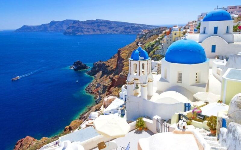 thera-santorini-highlights-private-guided-tour