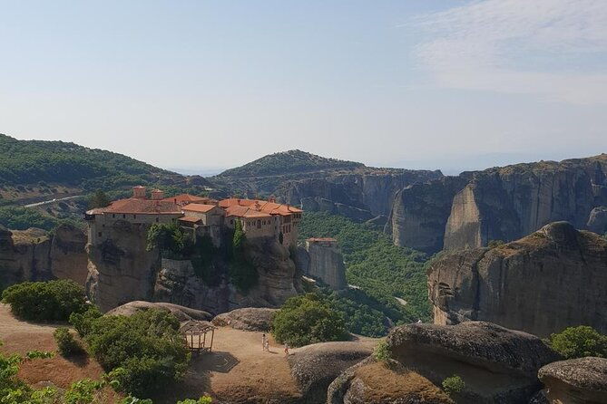 thermopylae-delphi-private-tour-for-a-dive-in-history-depths