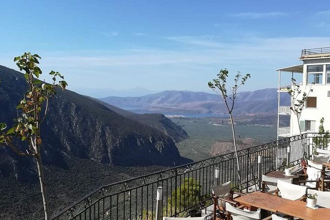 thermopylae-delphi-private-tour-for-a-dive-in-history-depths