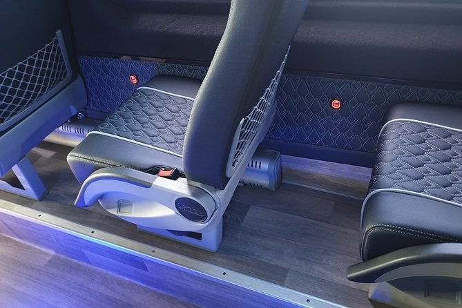 thessaloniki-airport-transfer-taxi-minivan-minibus