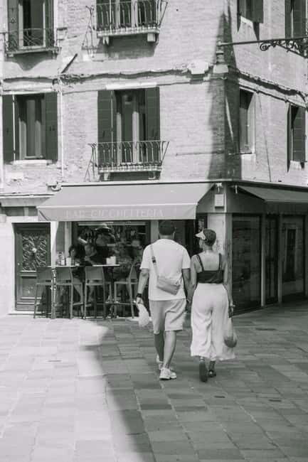 Thessaloniki: Photoshoot with a Private Photographer - An Authentic Photo Walk Through Thessaloniki