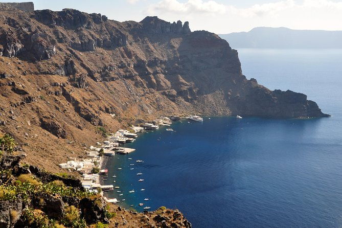 thirassia-island-6hr-private-tour-with-lunch-from-santorini
