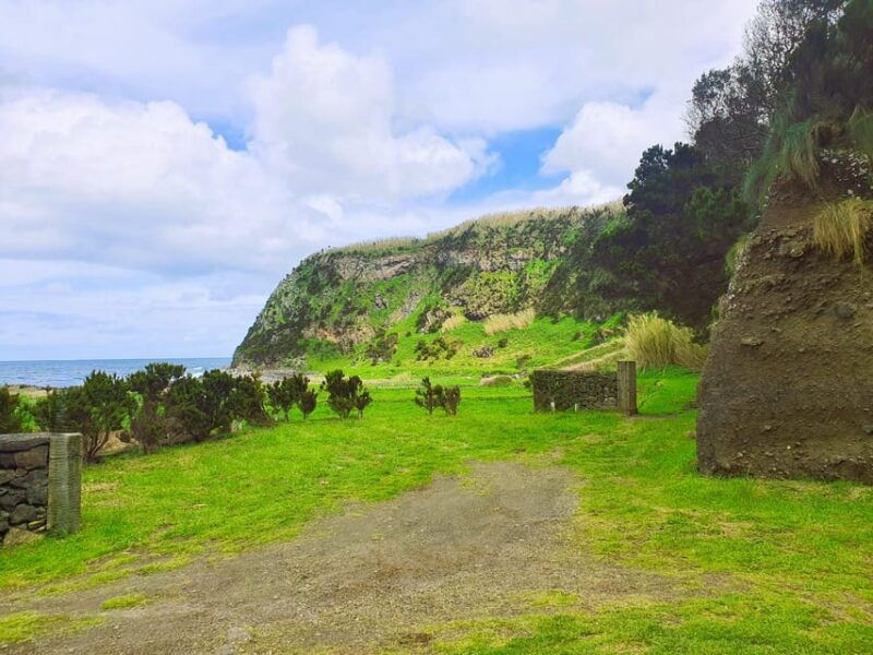 third-island-agualva-bay-hike-picnic-biscoitos