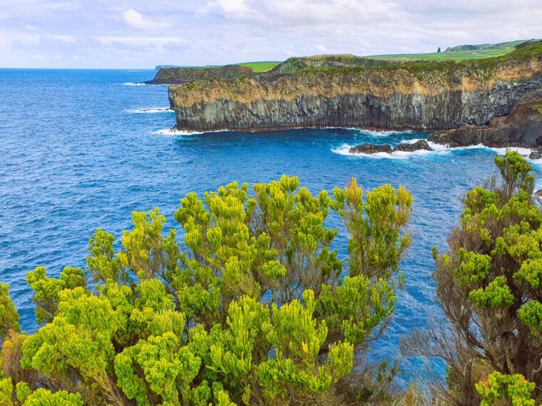 third-island-agualva-bay-hike-picnic-biscoitos