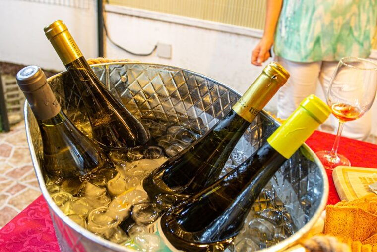 third-volcanic-wine-tasting-tour-with-tapas