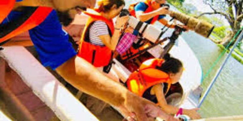 thissa-lake-boat-safari