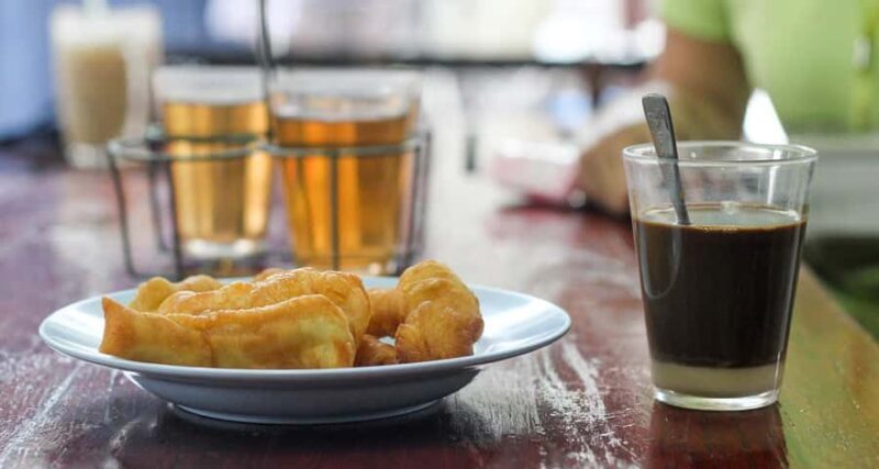 Thonburi Food & Canals Adventure - Stepping into Thonburi: The Neighborhood