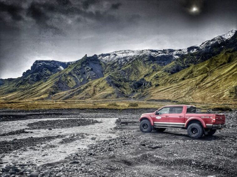 thorsmork-thorsmork-valley-private-super-jeep