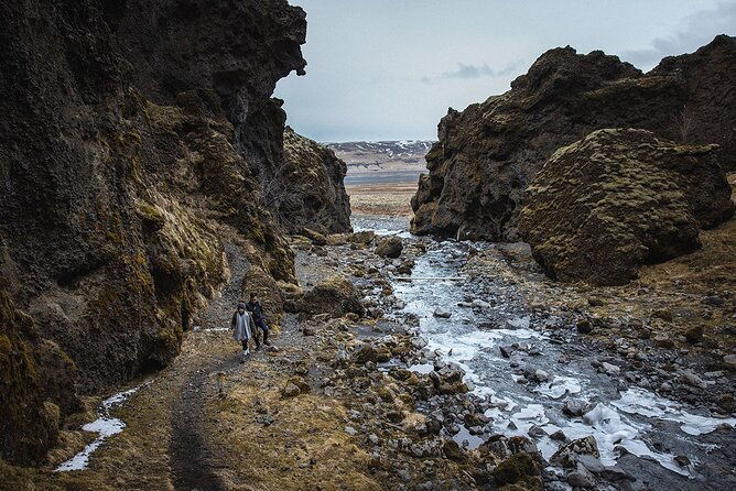 thorsmork-valley-of-thor-private-tour-pro-photos-included