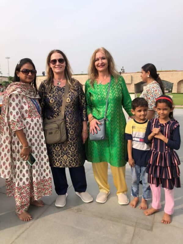 Threads of Delhi: Women-Led Monuments, Heritage & Craft Tour - Why This Tour Stands Out