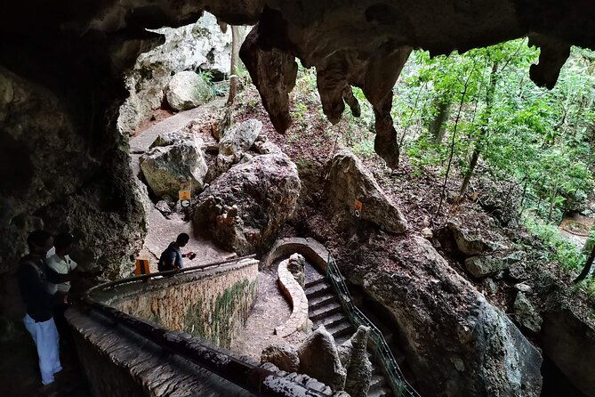 three-eyes-national-park-exploration-tour