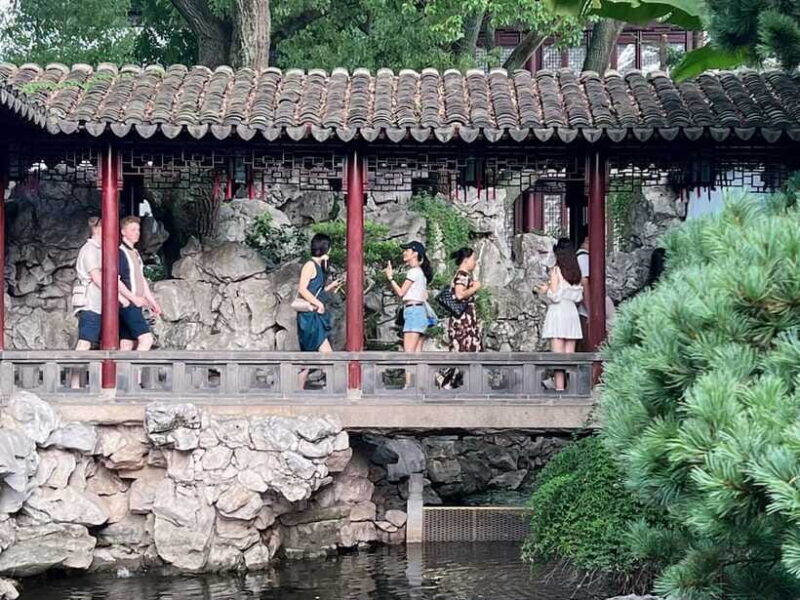 three-hour-shanghai-tour-tai-chi-and-yu-garden