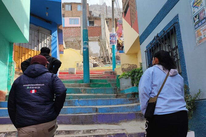 through-the-favelas-of-lima-helping-local-communities-by-booking