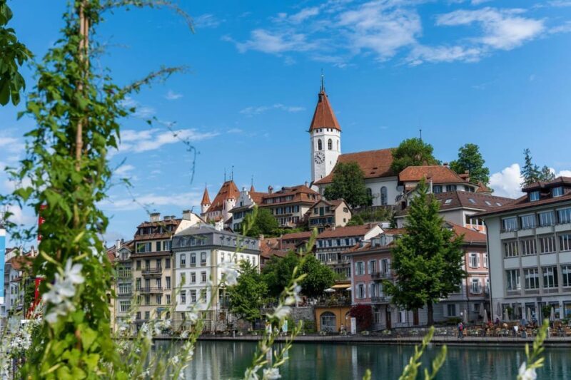 Thun: Express Walk with a Local in 60 minutes - Authentic Insights from the Guides