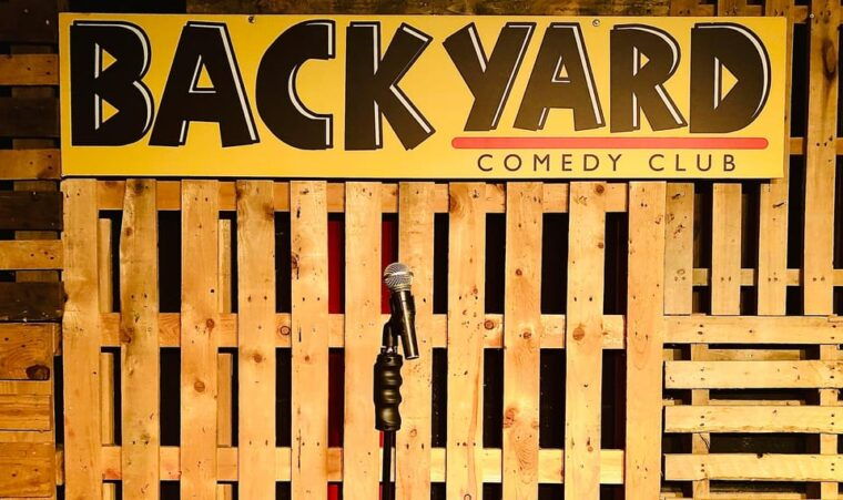 thursday-night-at-the-backyard-comedy-club