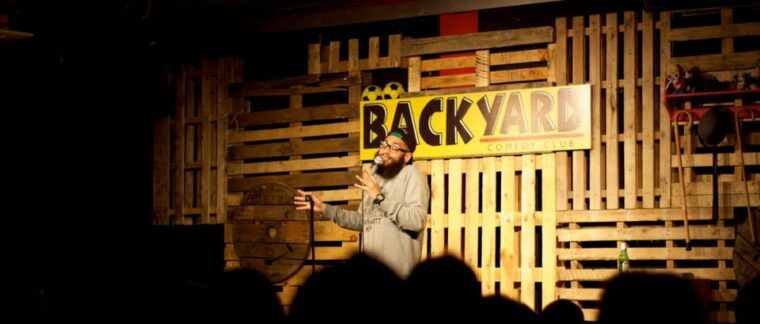 thursday-night-at-the-backyard-comedy-club