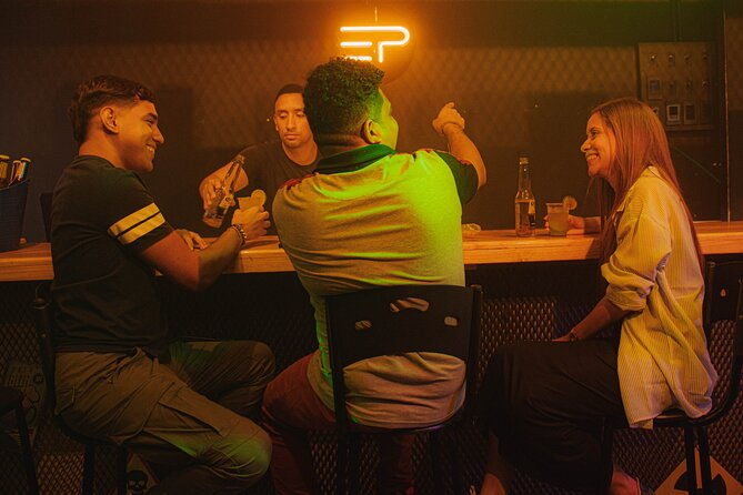 thursday-night-bar-crawl-in-barranquilla-colombia