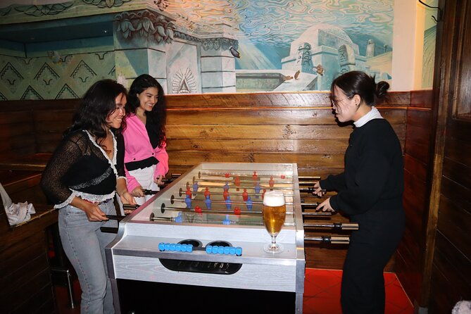 thursday-night-bar-crawl-in-vienna-austria
