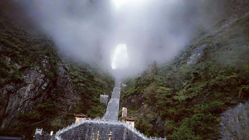 tianmen-mountain-national-forest-park