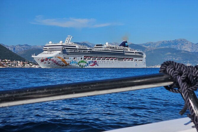 ticket-tour-blue-cave-mamula-island-submarine-tunnel-lady-of-the-rocks-3h