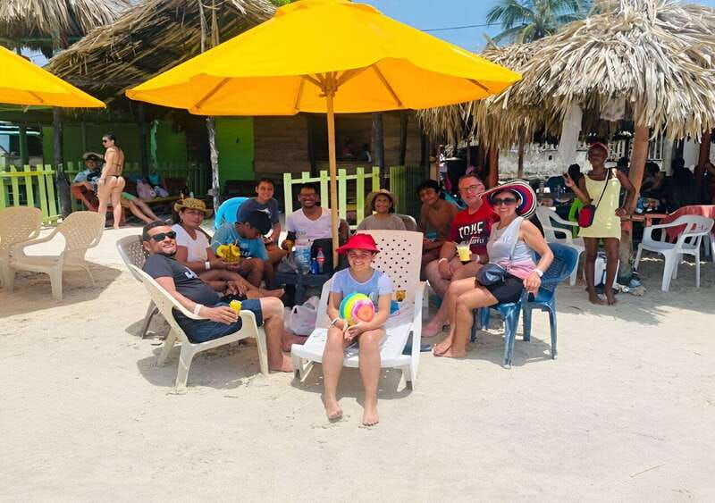 tierra-bomba-typical-beach-day-at-punta-arena