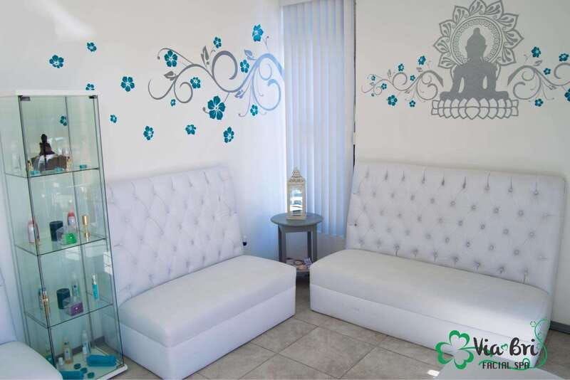 tijuana-facial-massage-with-radiofrequency-and-hyaluronic