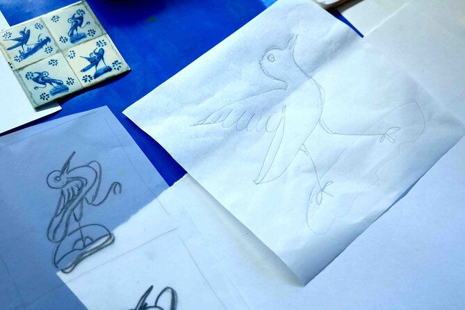 tile-painting-workshop-in-the-algarve