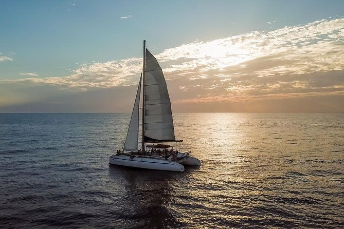 timarouba-sunset-sailing-catamaran-in-tamarindo