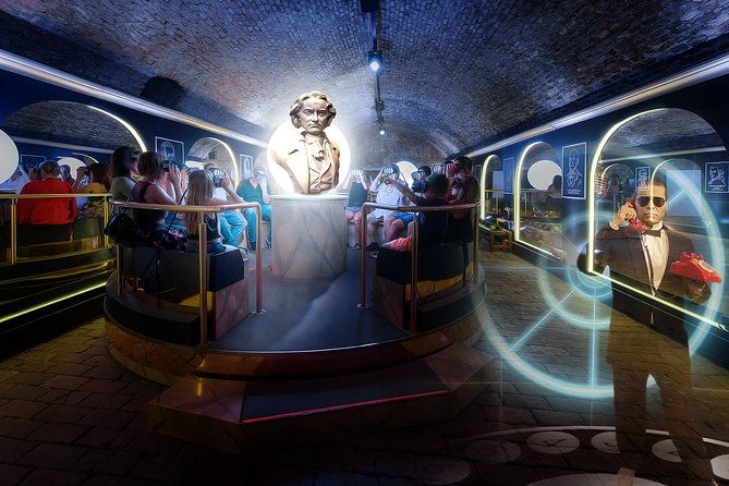 time-travel-magic-vienna-history-tour-ticket