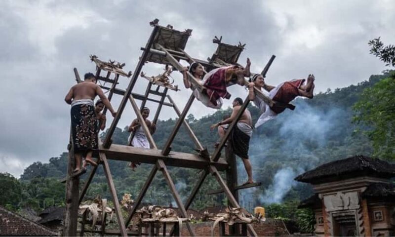 Time Travel Through Ancient Bali: East Bali Cultural Journey - Snorkeling at Labuan Amuk Bay