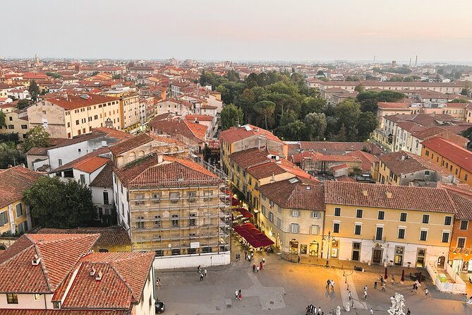 timed-entrance-to-leaning-tower-pisa-and-cathedral-with-audio