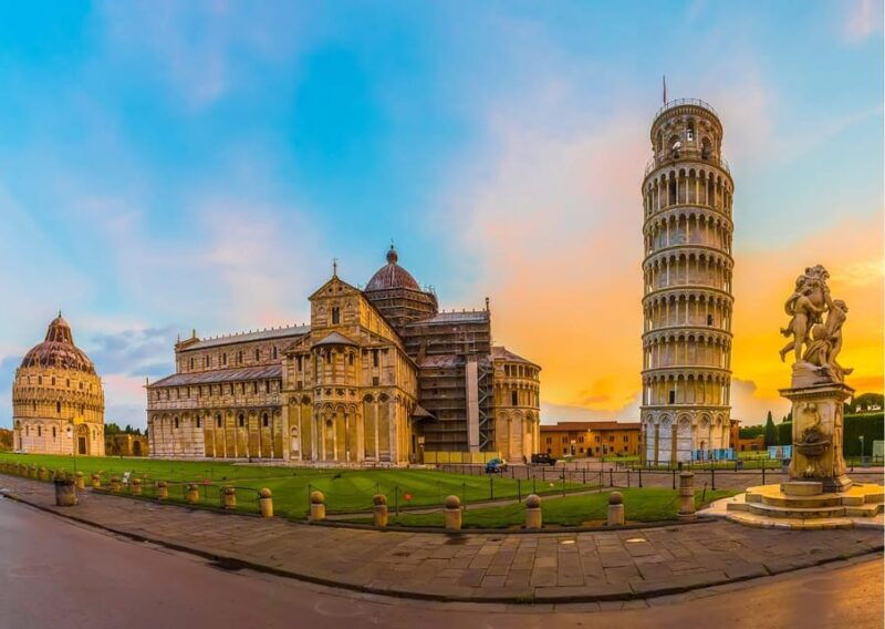 timed-entrance-to-leaning-tower-pisa-cathedral-with-audio