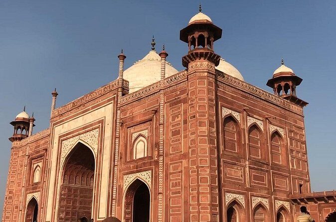 Timeless Beauty Taj Mahal Experience - Exploring Nearby Sights