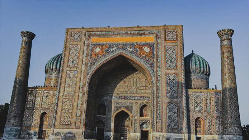 Timeless Travels in Samarkand - Exploring Bibi-Khanym Mosque and Beyond