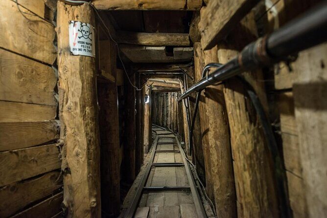 Times of Misfortune - Life Under Siege and the Tunnel of Hope - An In-Depth Look at the Sarajevo "Times of Misfortune" Tour