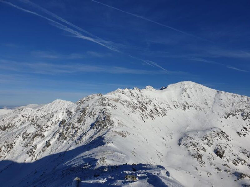 timisoara-dream-tours-lets-go-hiking-in-retezat-mountains