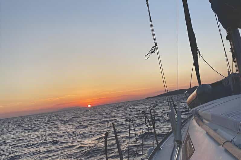 Tinos Sunset Cruise with Meal and Drinks - Who Should Consider This Tour?