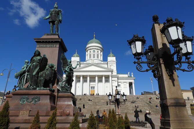 Tip-based Tour of Helsinki - RED UMBRELLA - 2025 - What Real Tourists Say