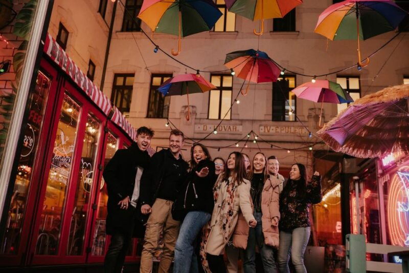 Tipsy Tour Guided History Tour in London - Key Points