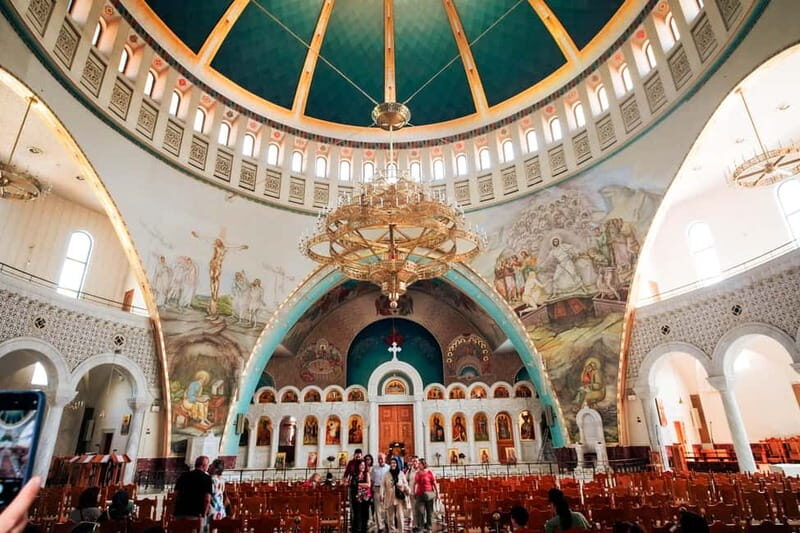 Tirana: City Walking Tour with Personal Photographer - Exploring the Tirana Experience: What You Can Expect