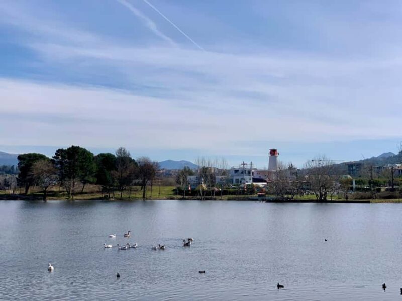 Tirana: Guided Bike Tour with Food and Drink Tastings - Key Points