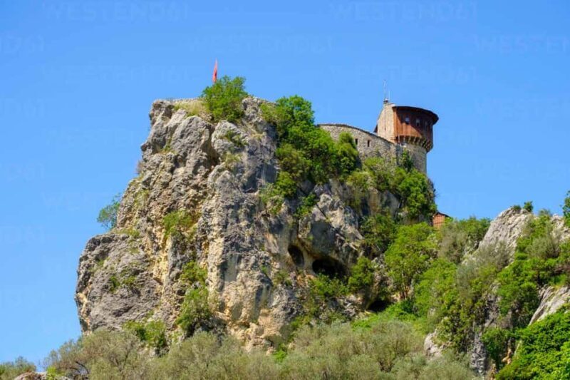 Tirana: Petrela Castle and Black Cave Tour with Local Lunch - An In-Depth Look at the Experience