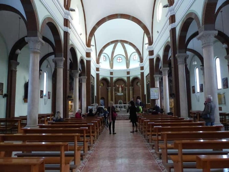 Tirana: Religious Sites Guided Walking Tour - Practicalities and overall value
